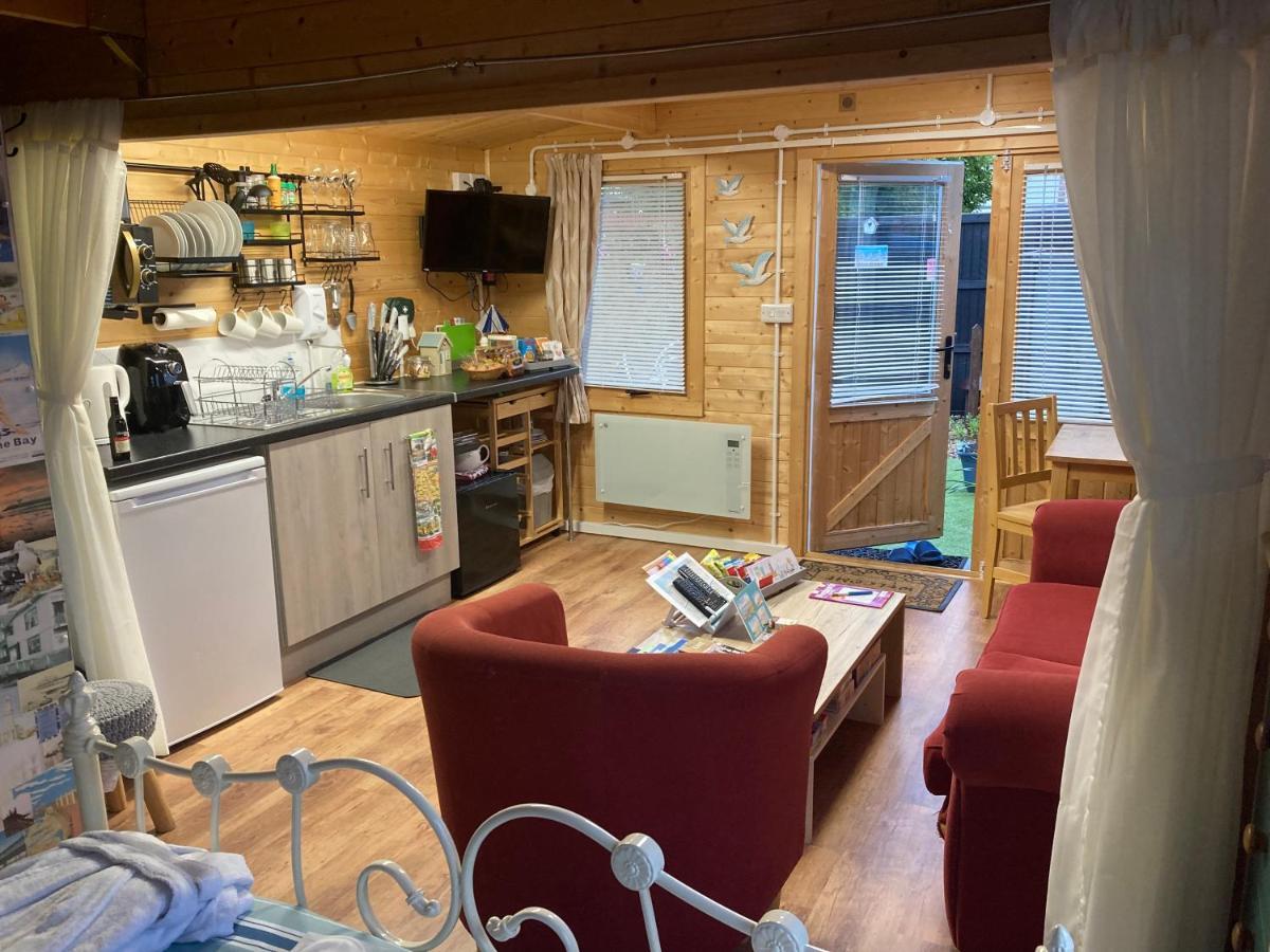 Sherpai Lodge Herne Bay Bagian luar foto